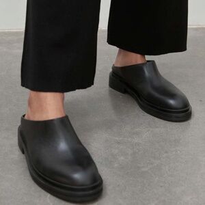 ST. AGNI  utility leather mules